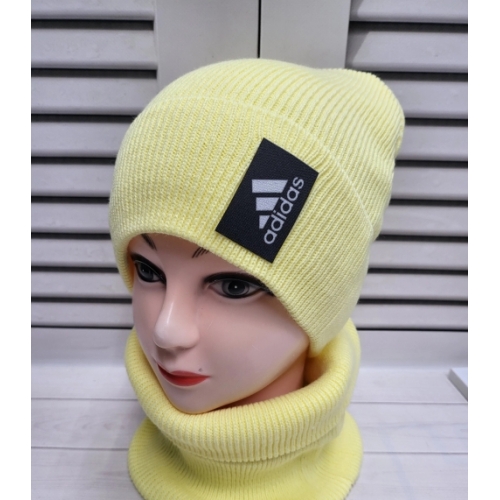 Комплект шапка+снуд лимонный Adidas, зима.