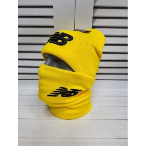 Комплект шапка+снуд желтый New Balance, двойная вязка.