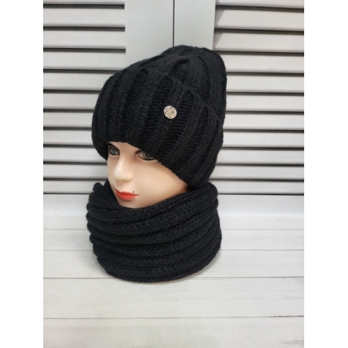 Комплект шапка+хомут черный, зима.